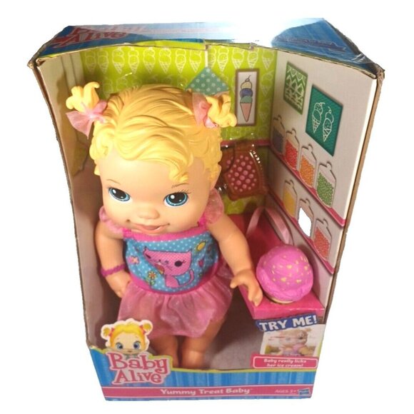 New Baby Alive Yummy Treat Baby Doll Ice Cream Cone 2012 Box Distressing - Picture 12 of 13